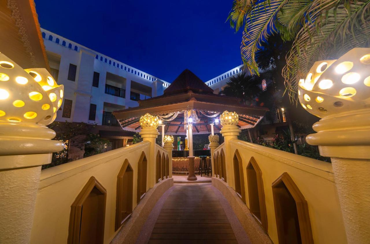 Shanaya Beach Resort & Spa Phuket Patong Exterior photo